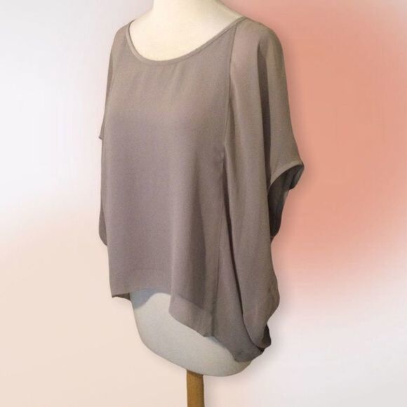 Aritzia Babaton 100% Silk Taupe Dolman Sleeve Evening Blouse M‎ - Picture 2 of 8